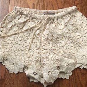 Beach lace shorts